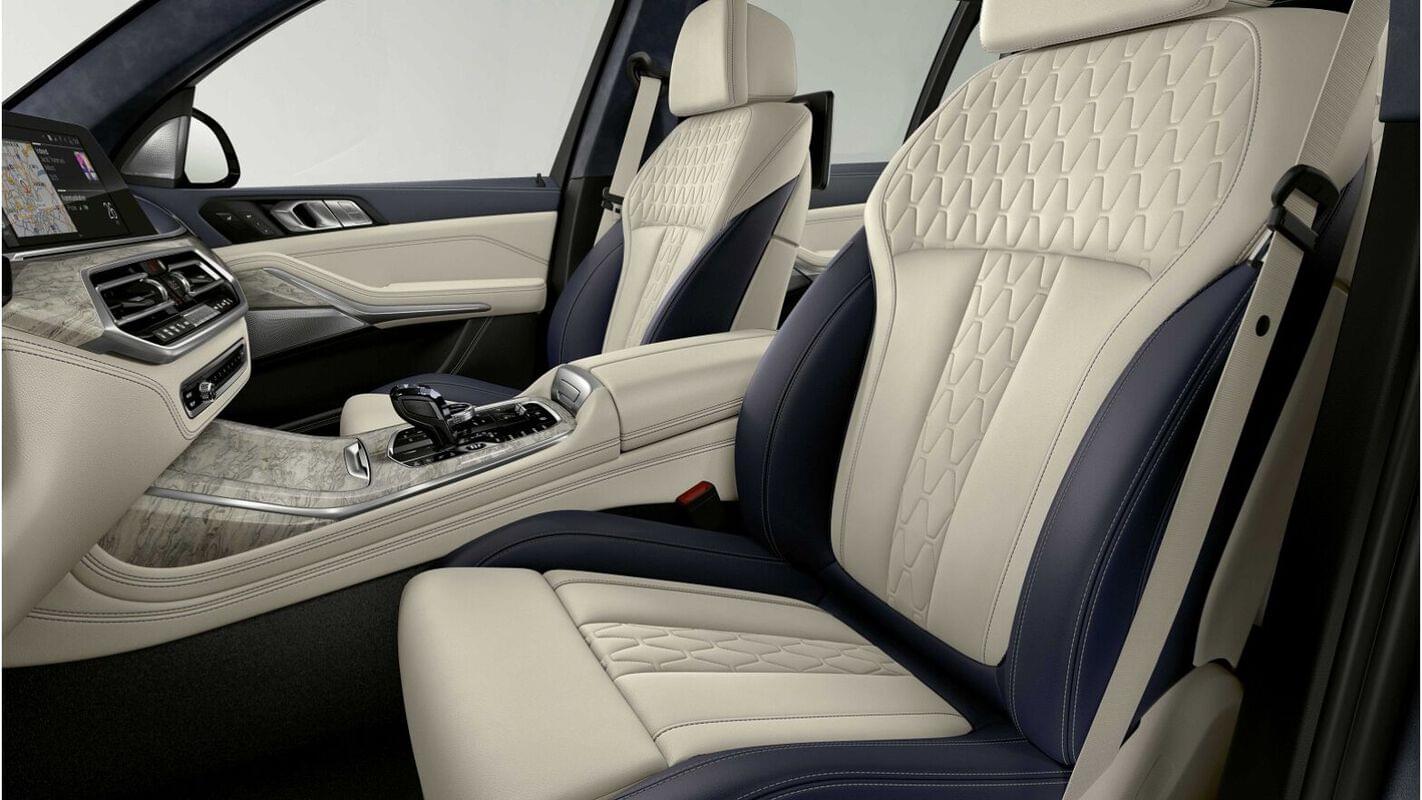 comfort-front-seats-min@2x.jpg