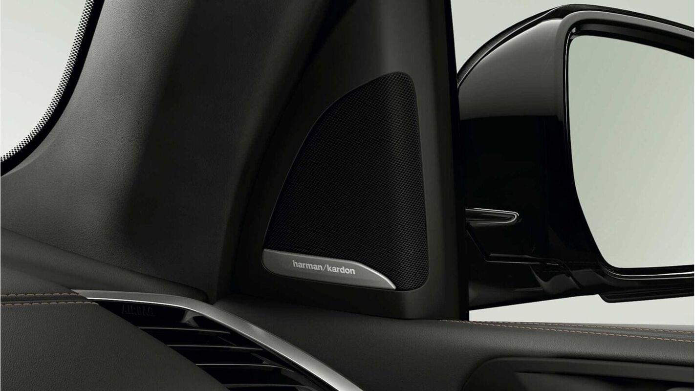 harman-kardon-sound-system-min@2x.jpg