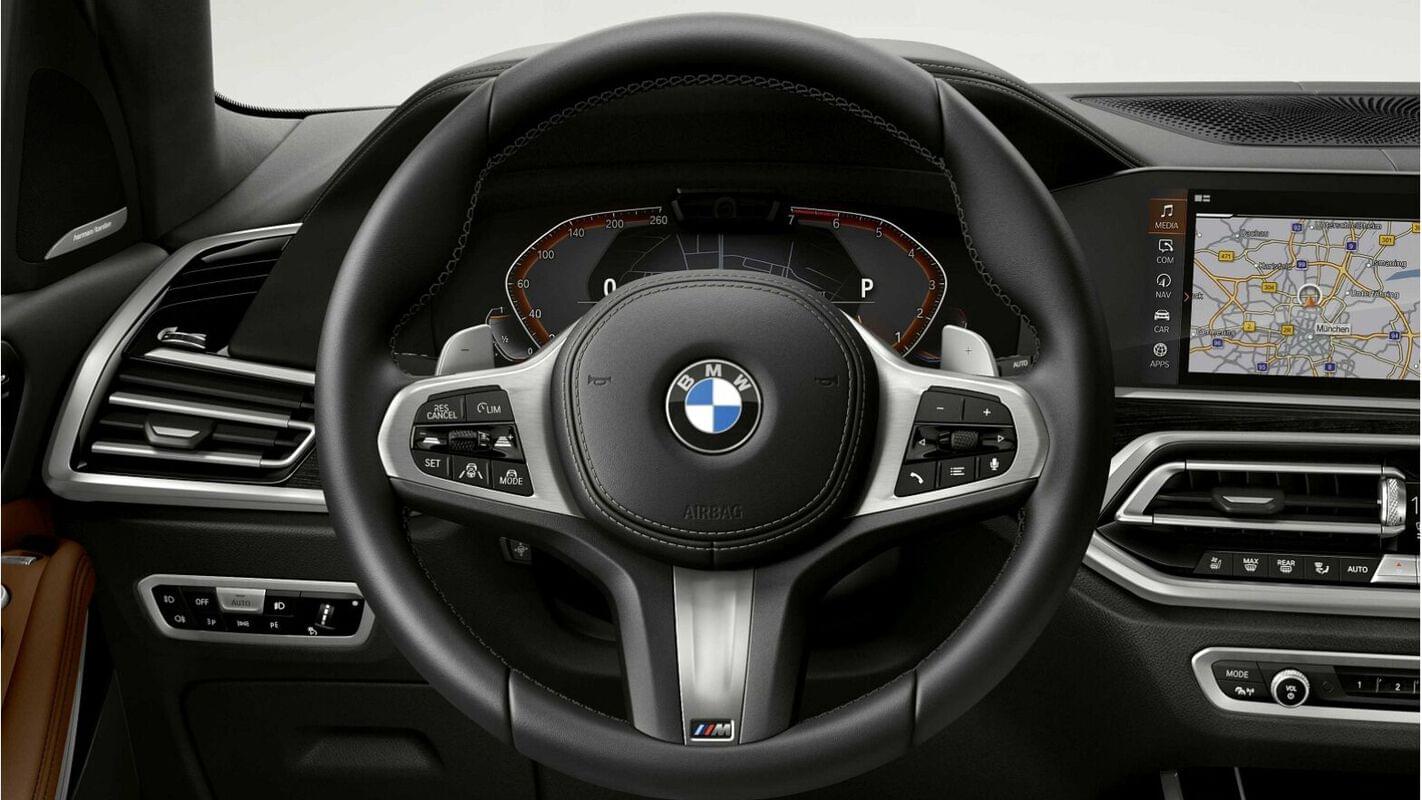 m-steering-wheel-min@2x.jpg