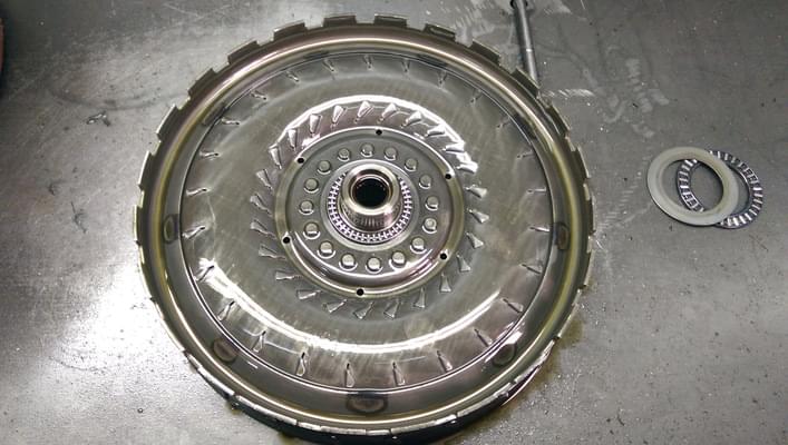 Замена бублика БМВ в профильном сервисе в Москве FGSEVER фотография с участка 3